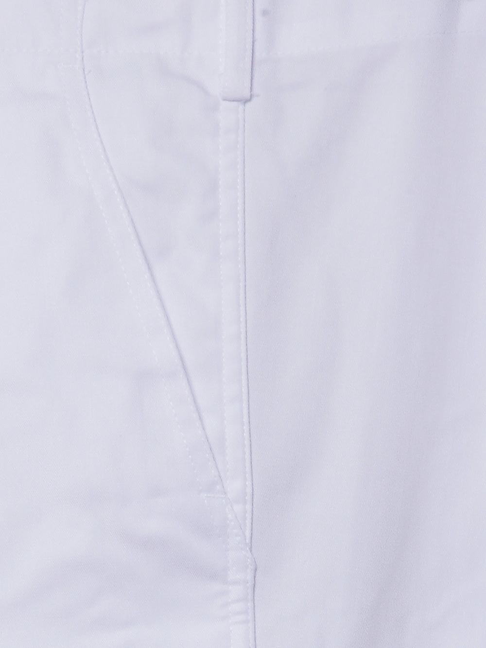 uni4W090001