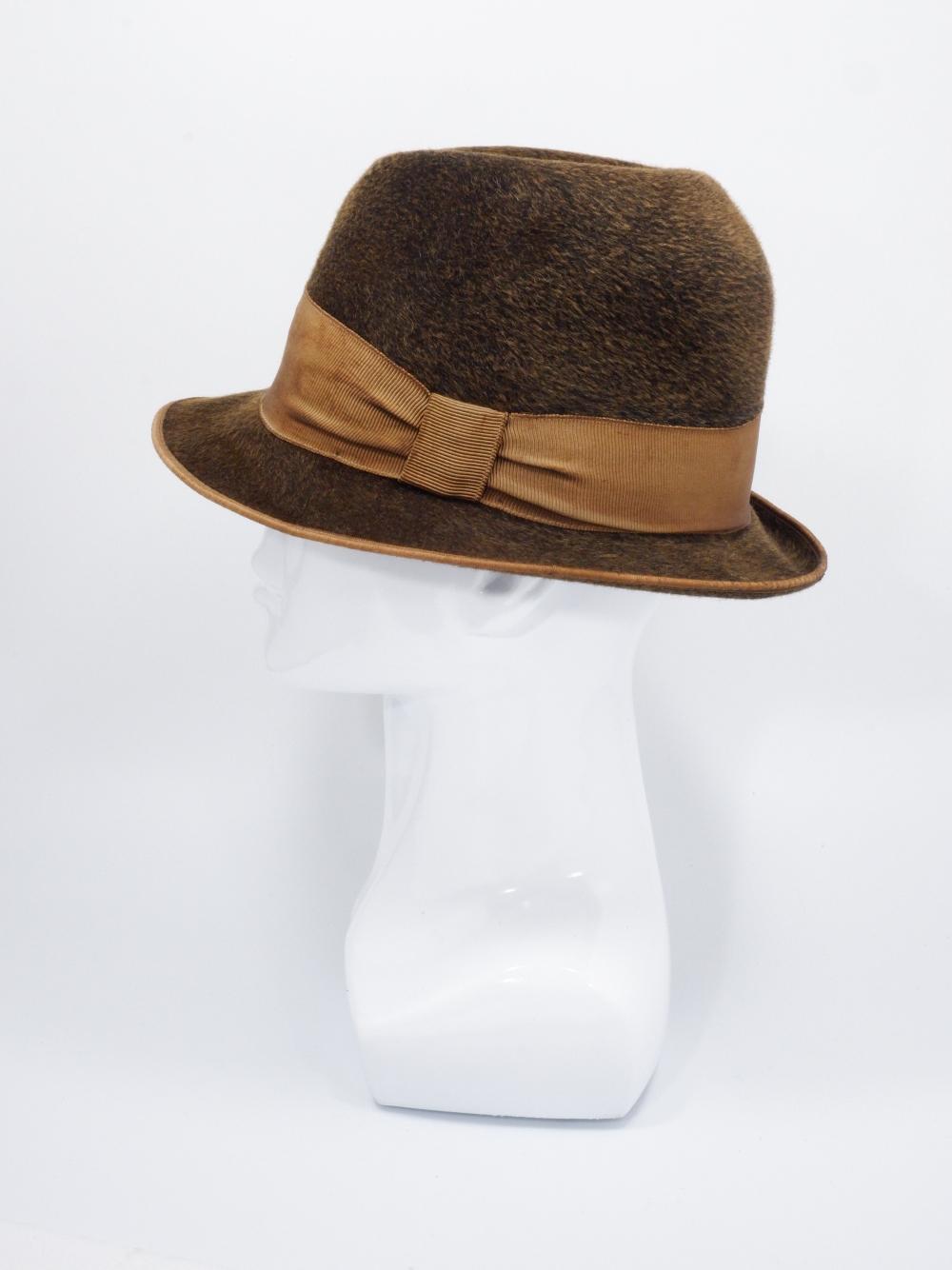 hatBR090019