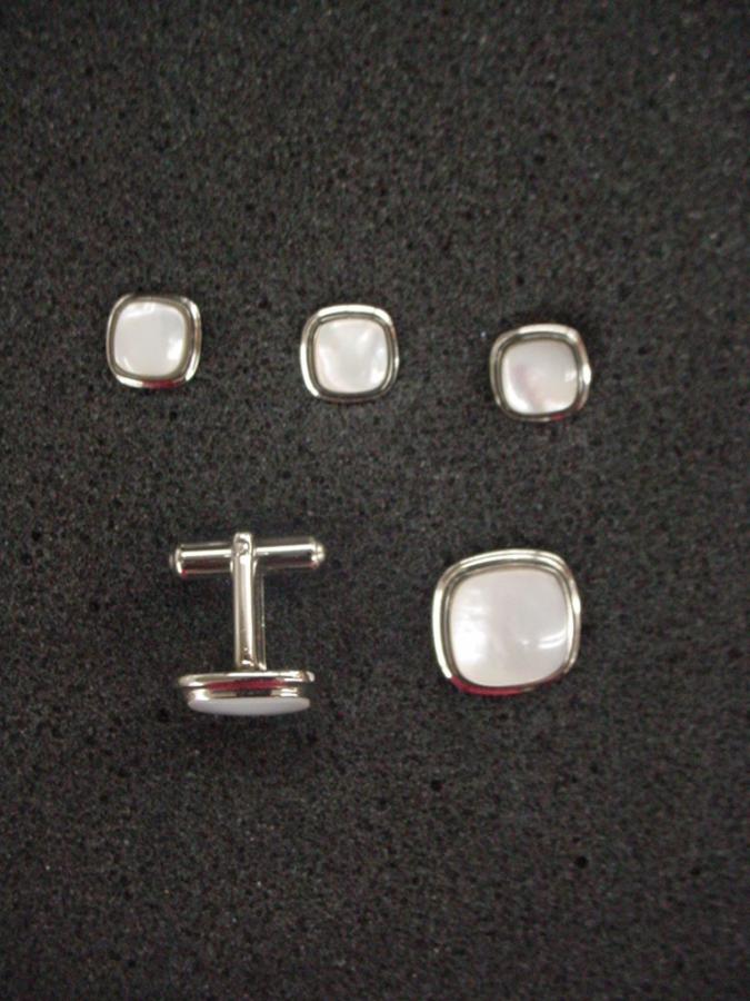 cuffbutA19b
