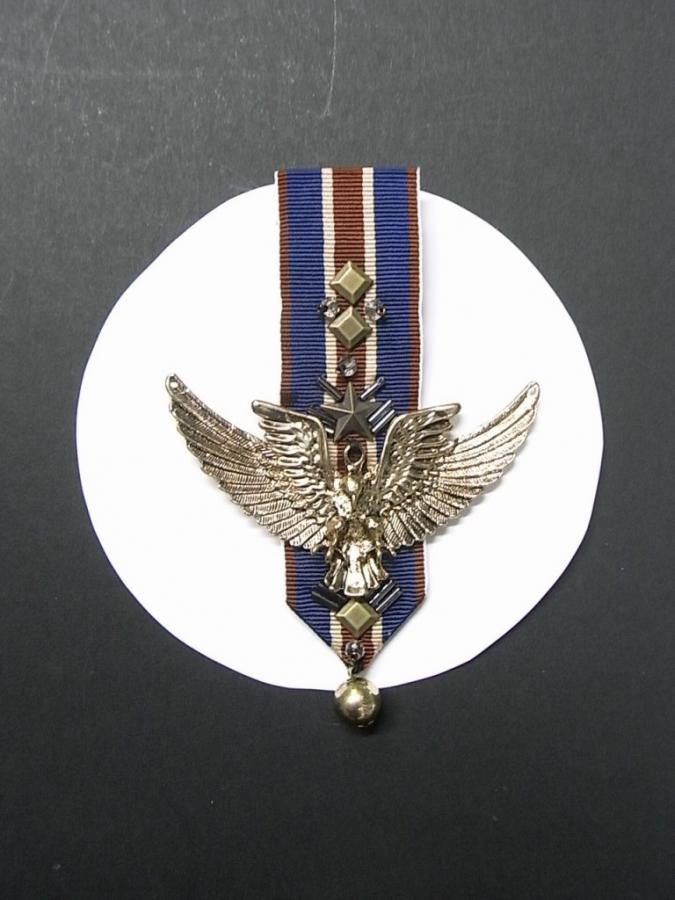 broochGO1b