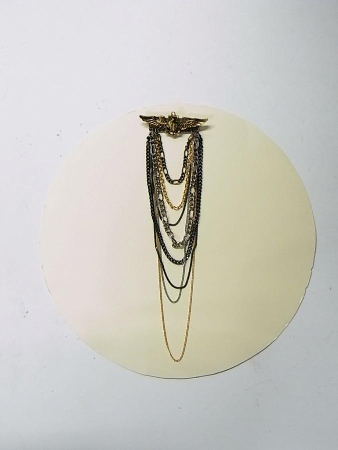broochGO26b