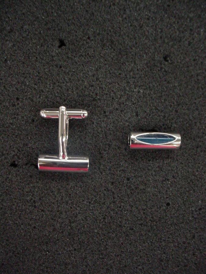 cuffbutA81b