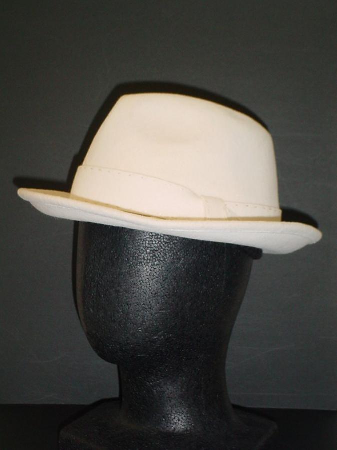 hatW85b