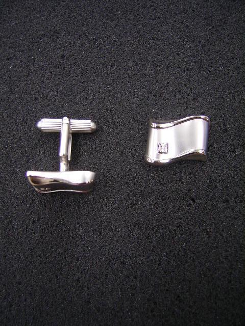 cuffbutSI88b