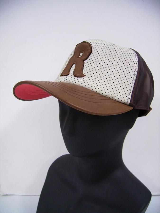 hatBR104b