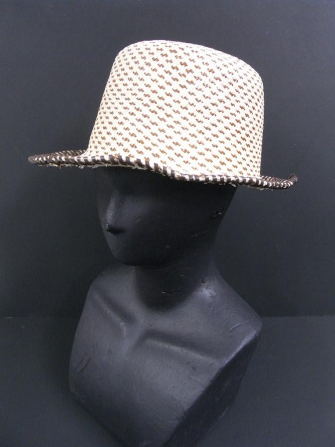 hatBR110b