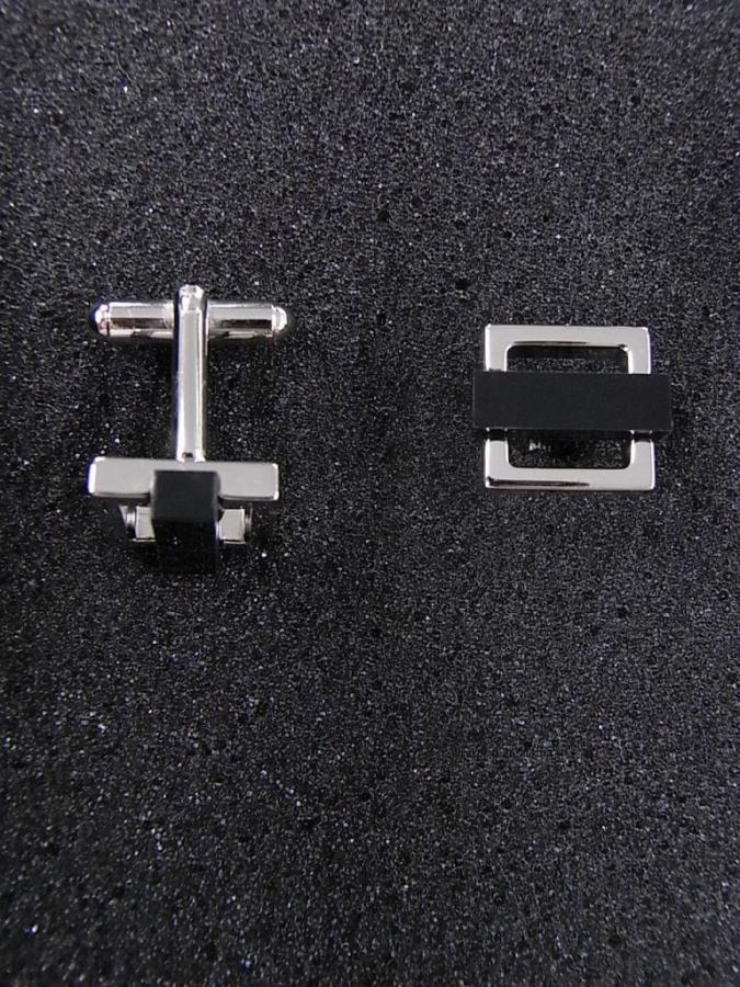 cuffbutB119b