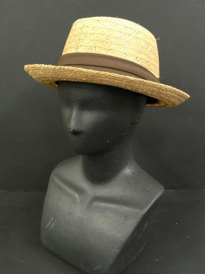 hatBR131b