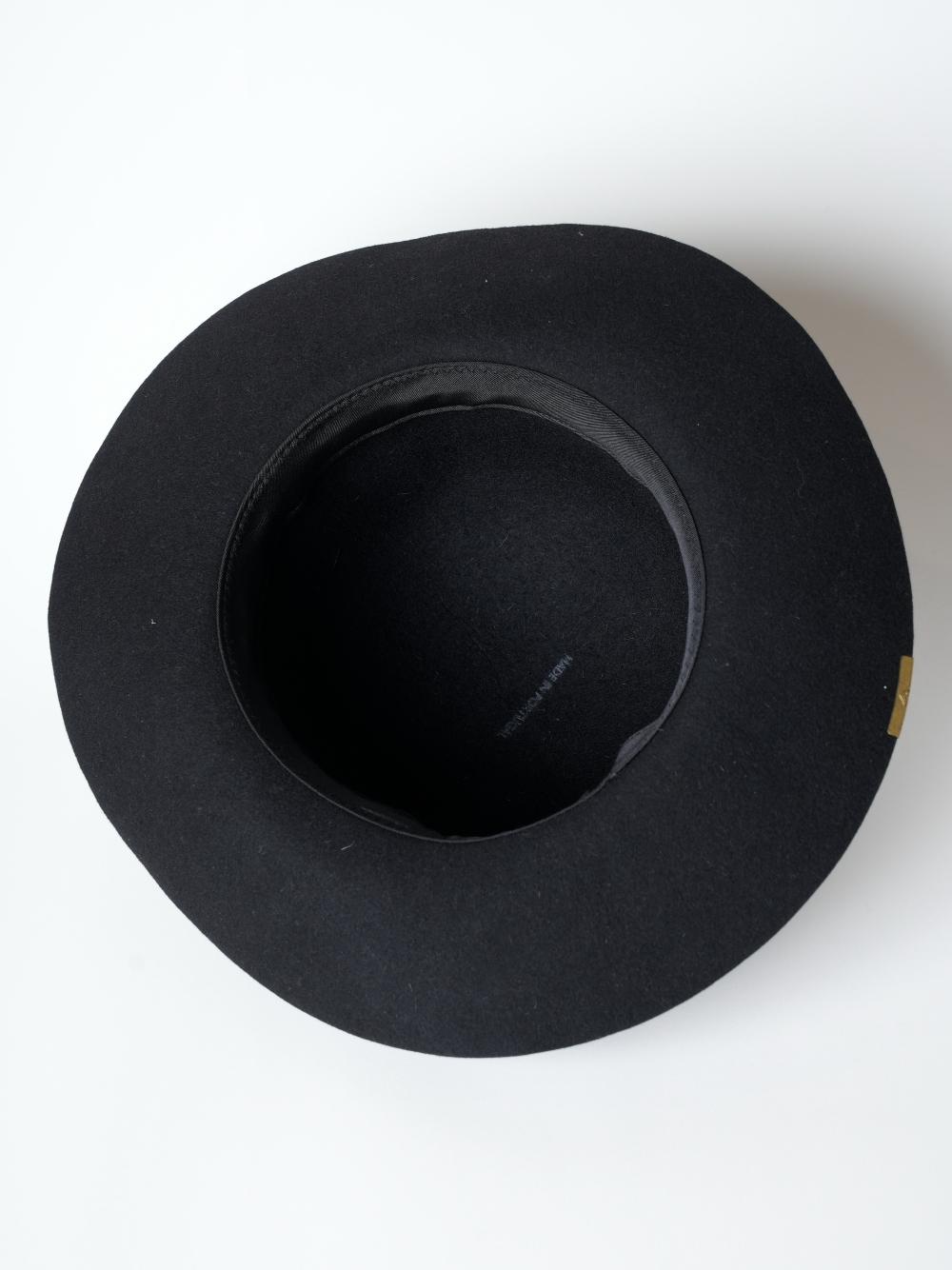 hatB060005