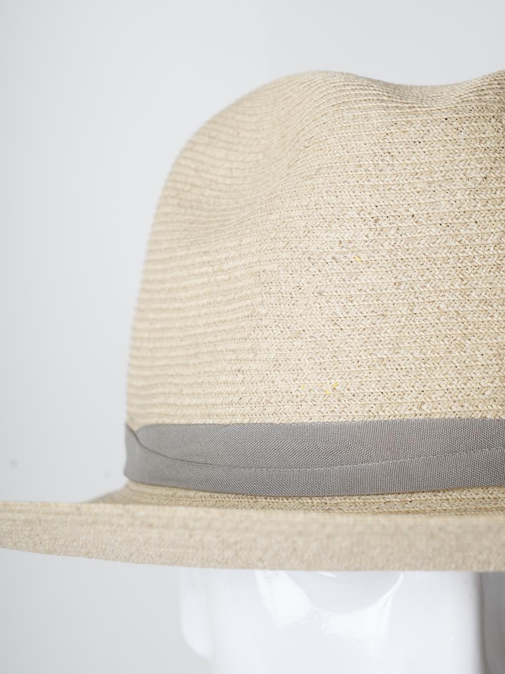 hatBR060004