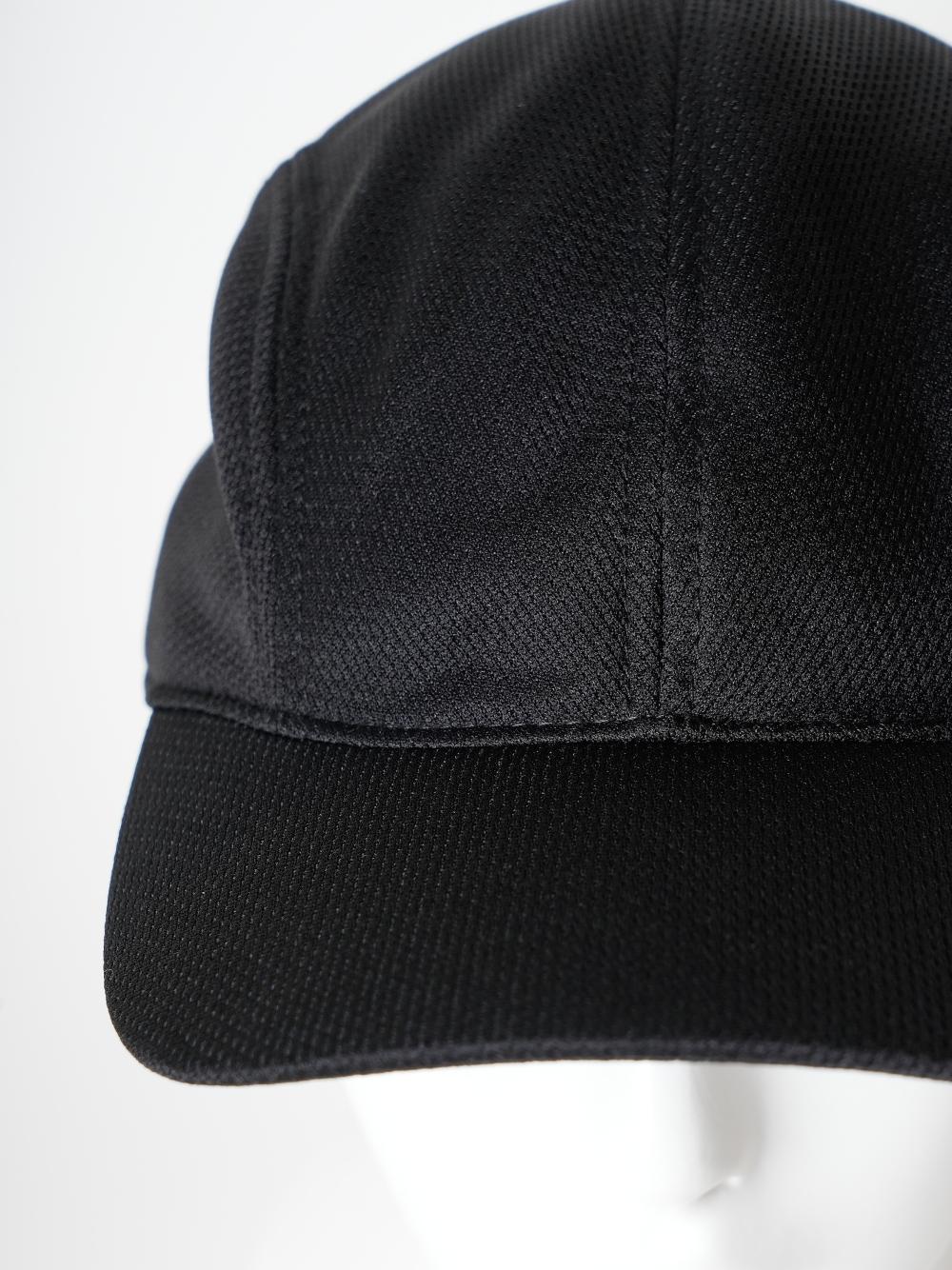 unihatB060001