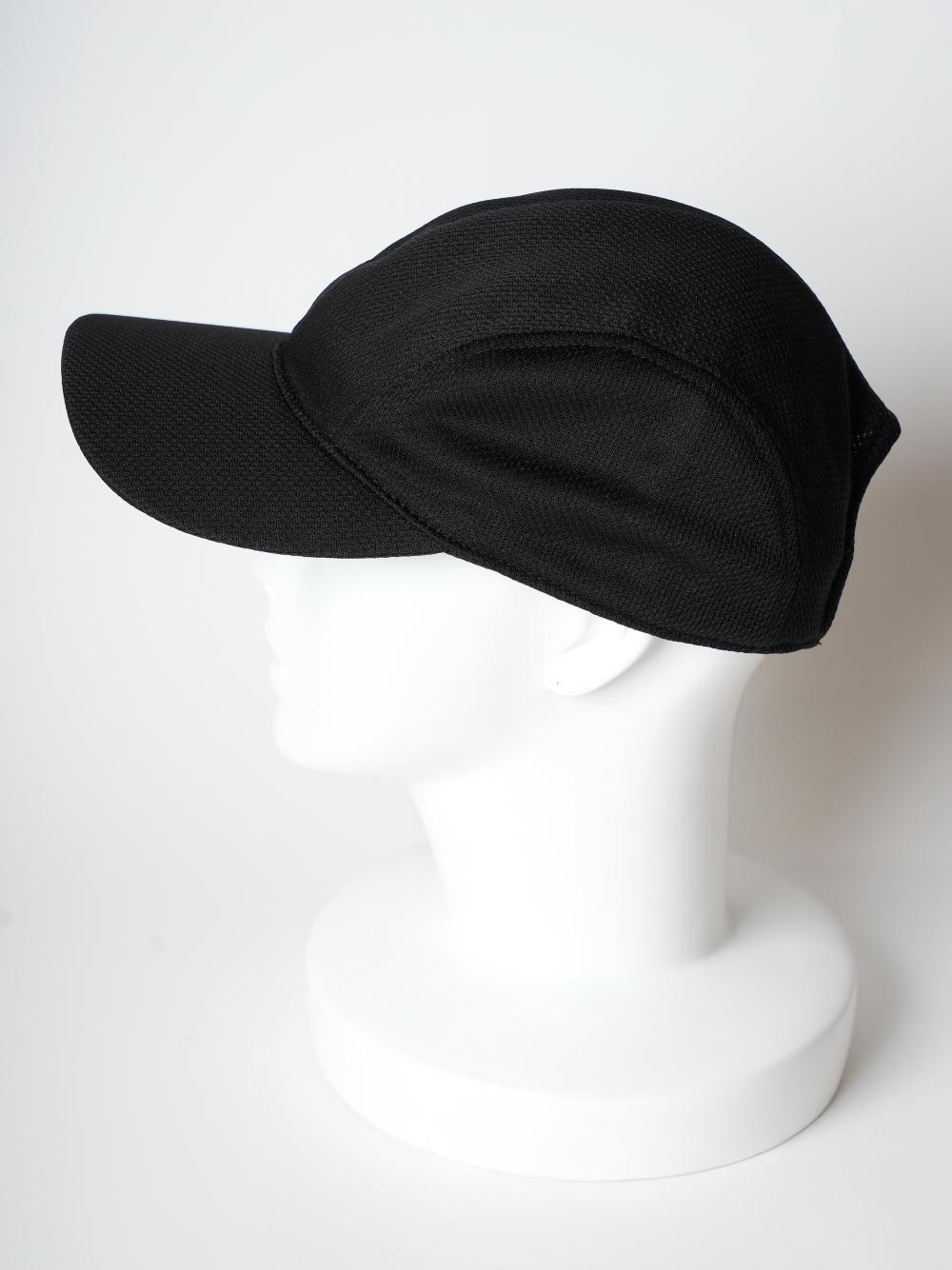 unihatB060001