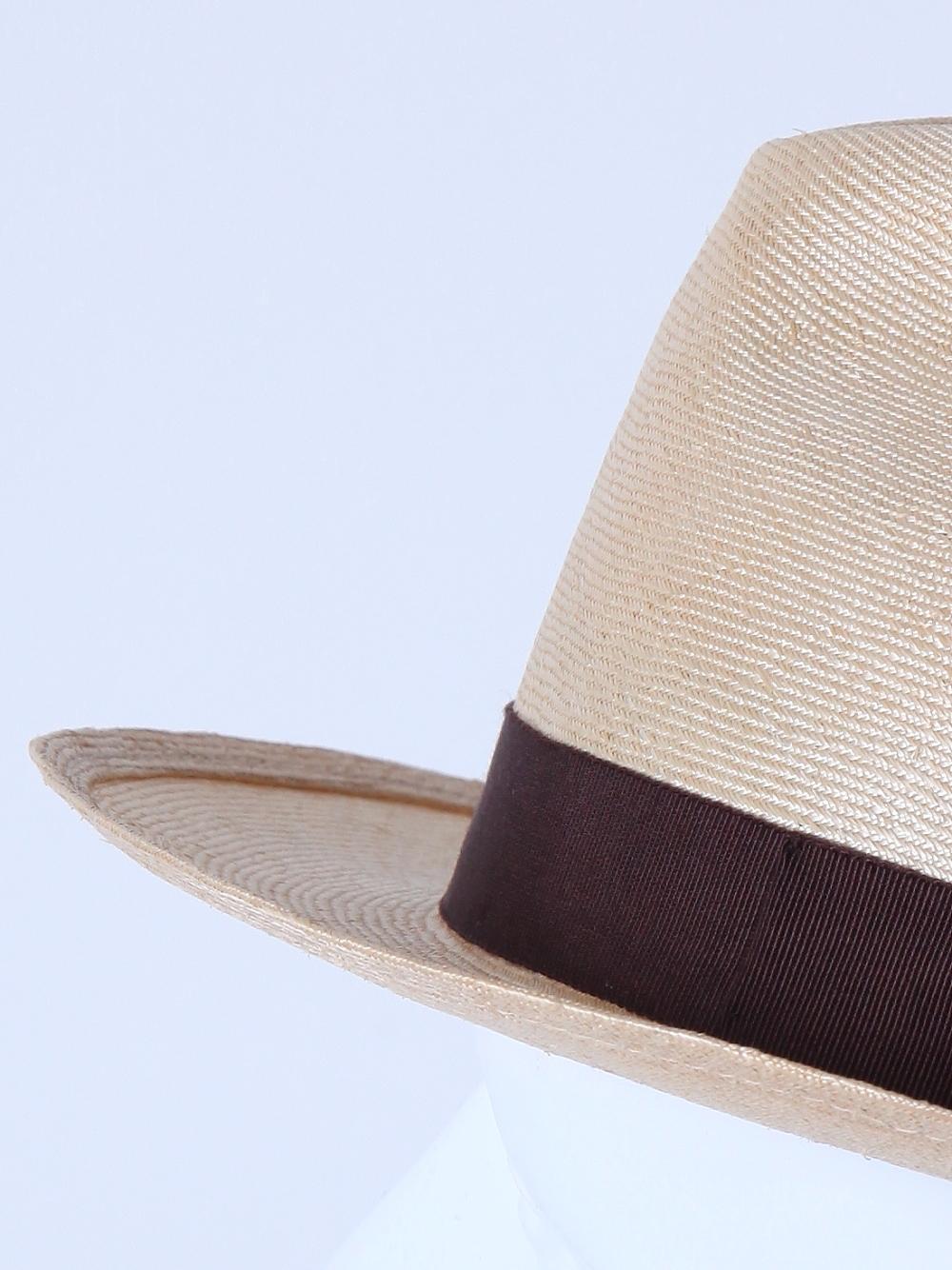 hatBR060009
