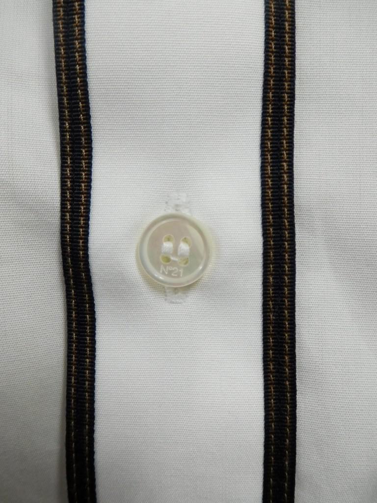 2W323b
