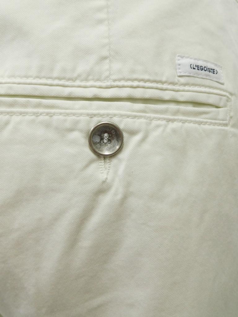4W105bB