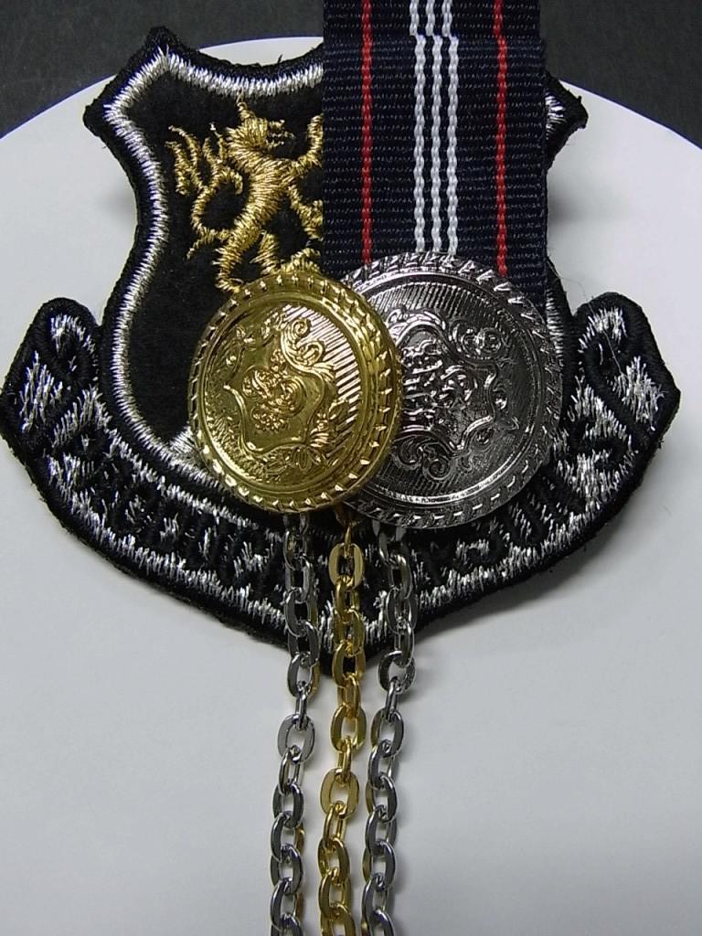 broochB8b