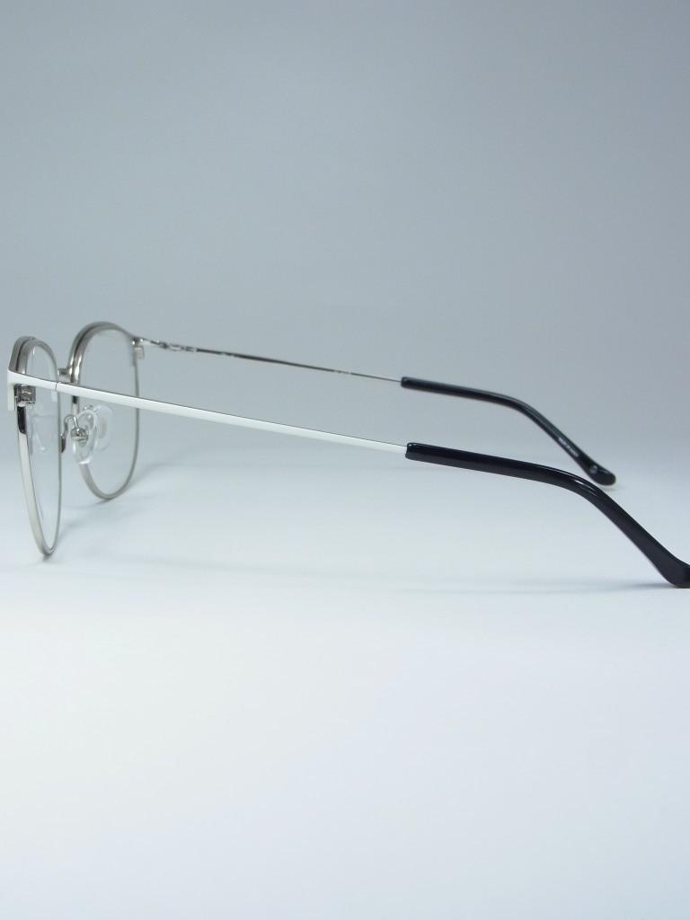 MmeganeW49b