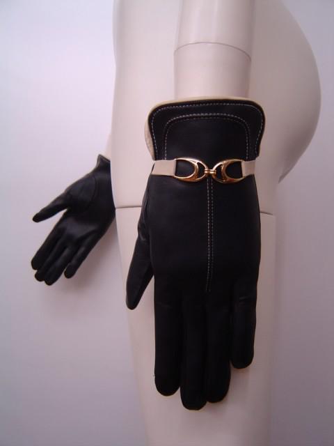 gloveB40e