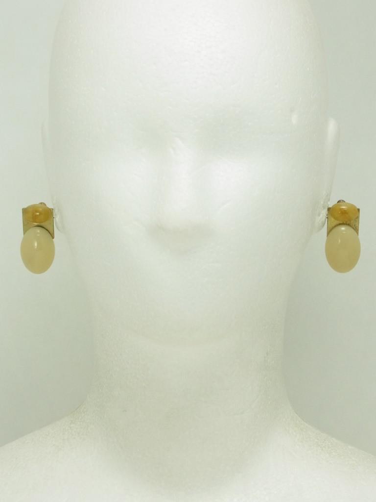EABR3235e