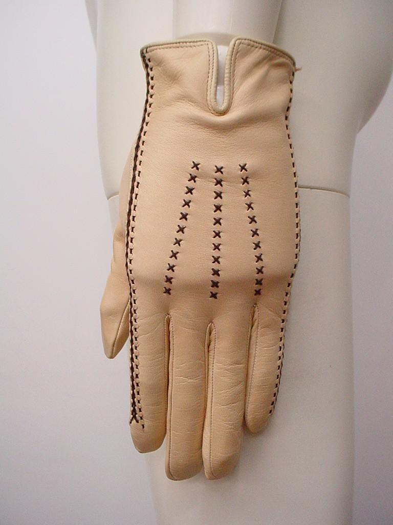 gloveBR18e