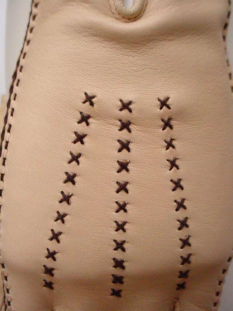 gloveBR18e