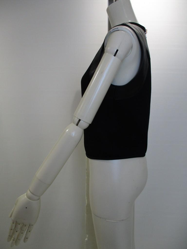 2B4053c