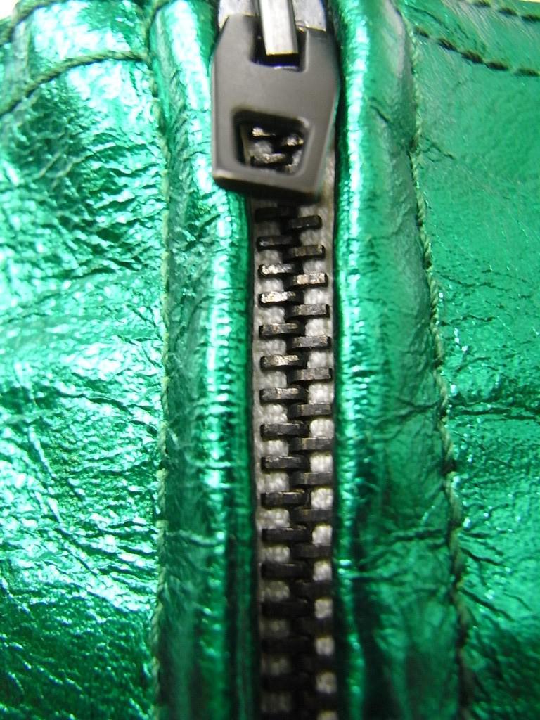 3GR2412c