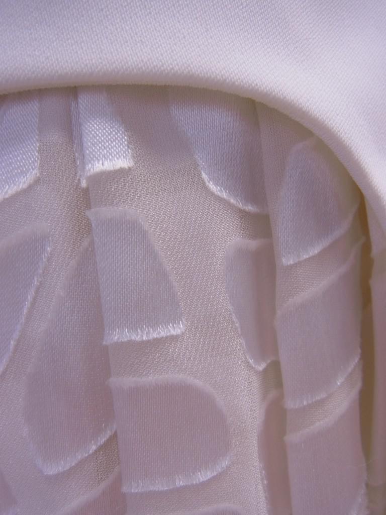 3W2593c