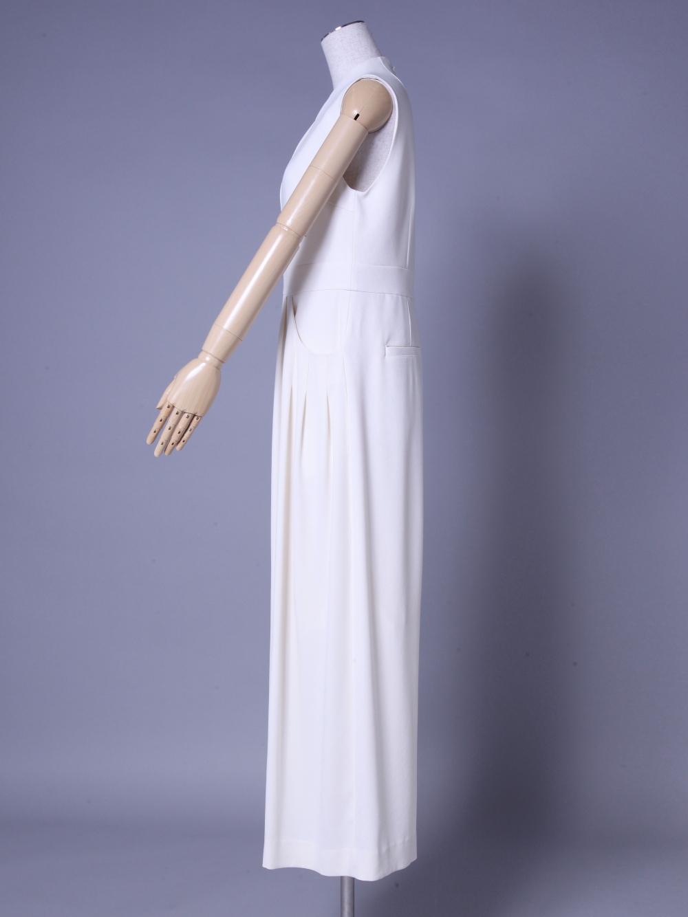 8W060003