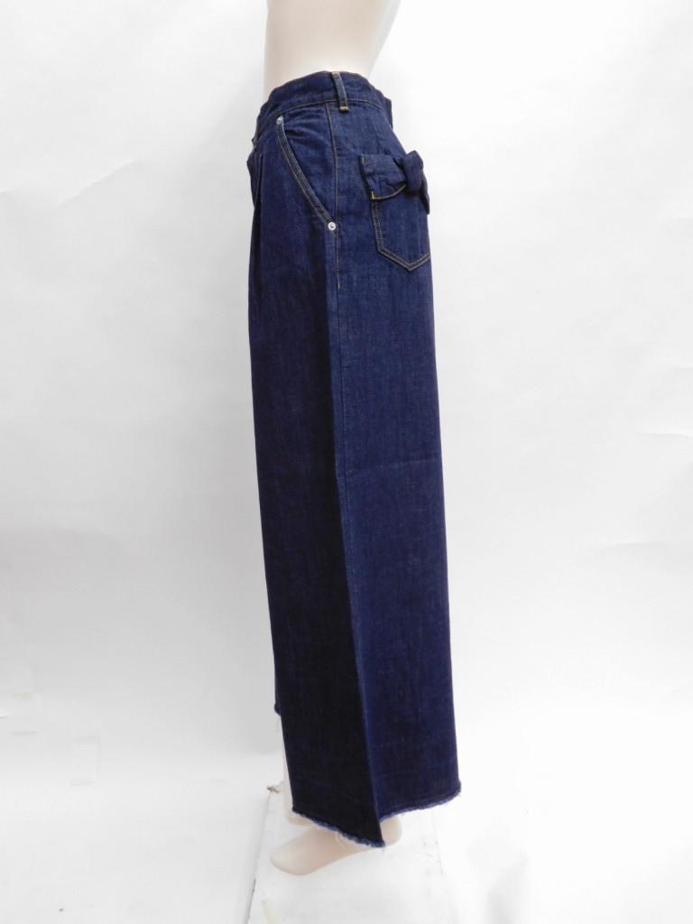 4BL6581a