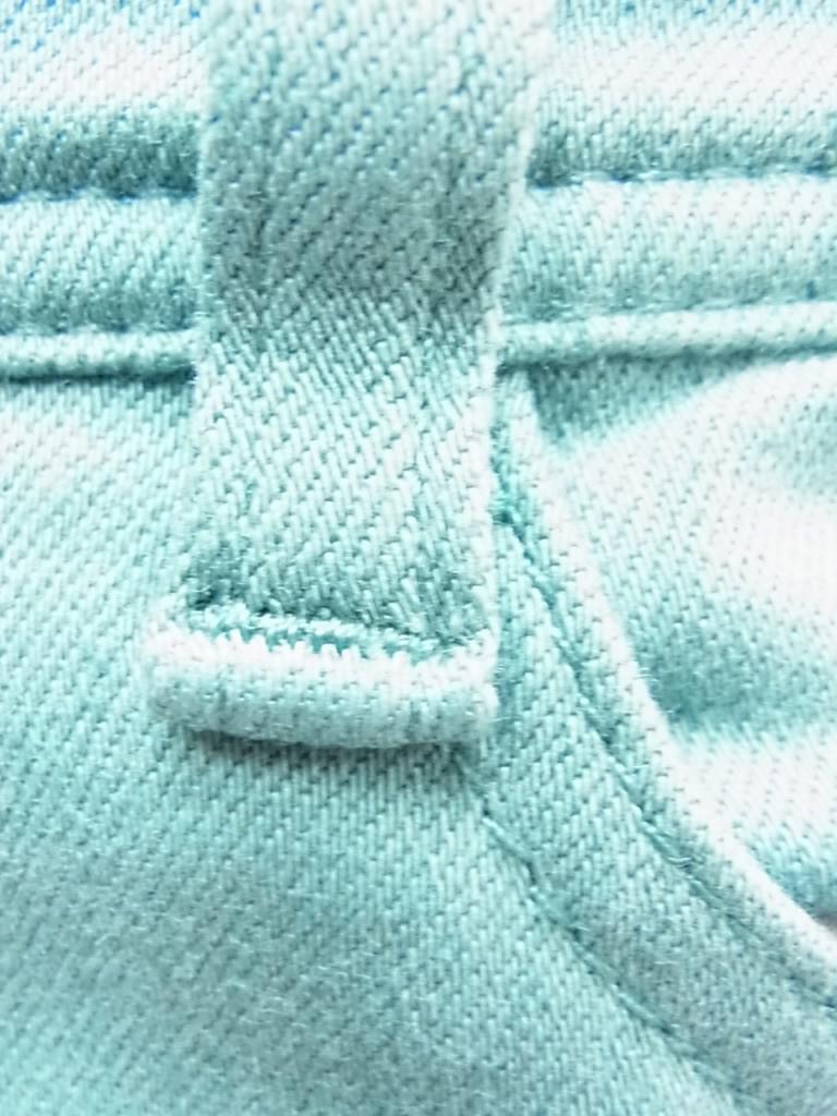 4GR5779a