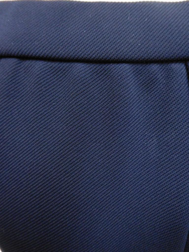 4N6657a