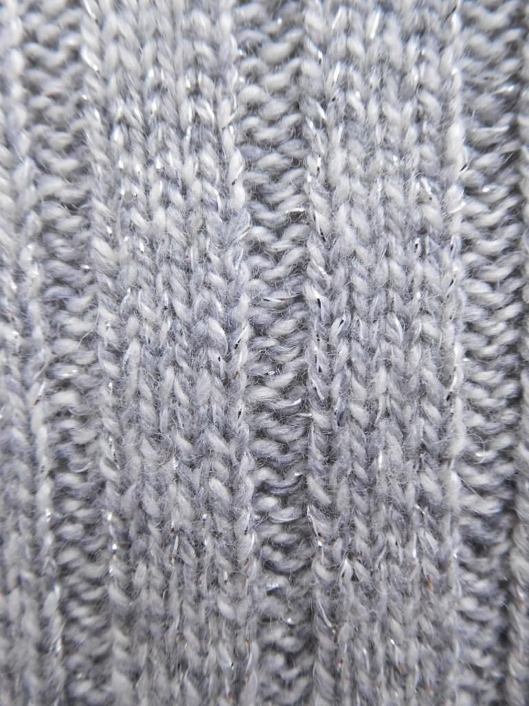 7G7587a