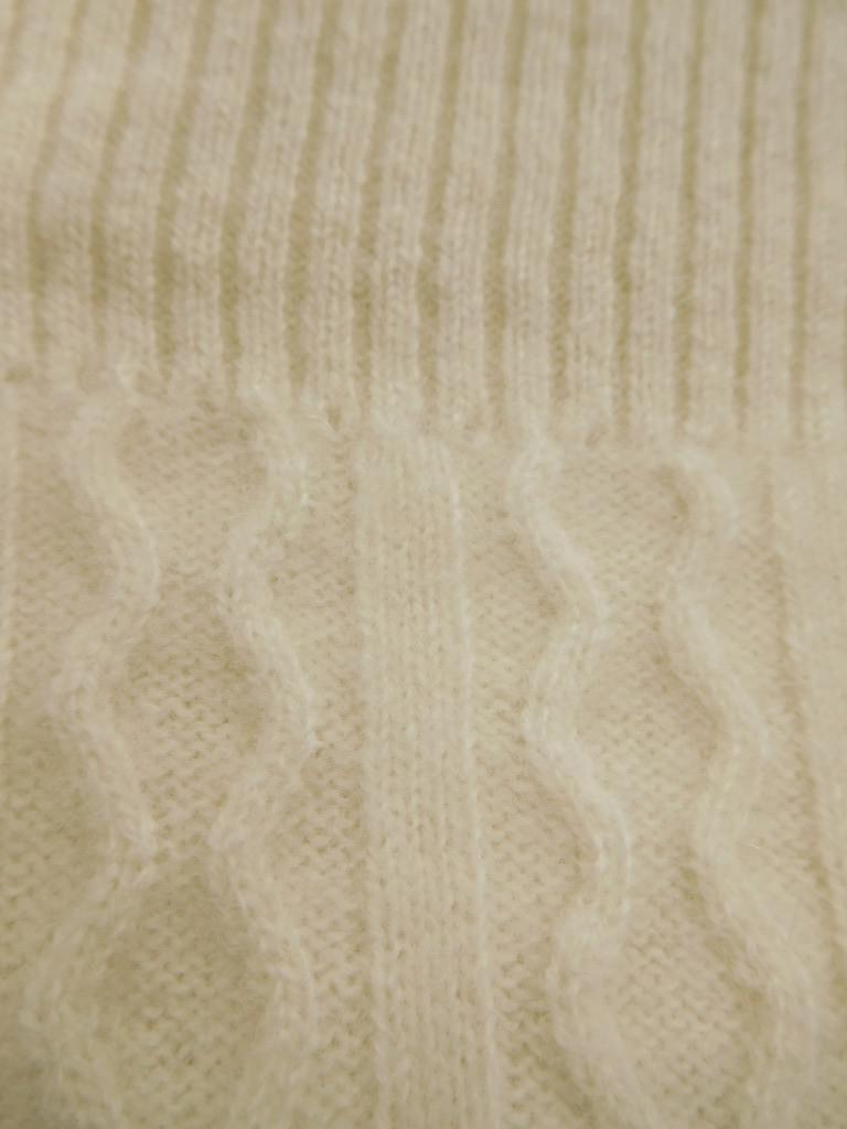 7W7562a