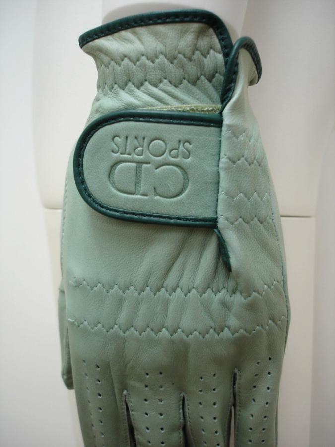 GloveGGR7a