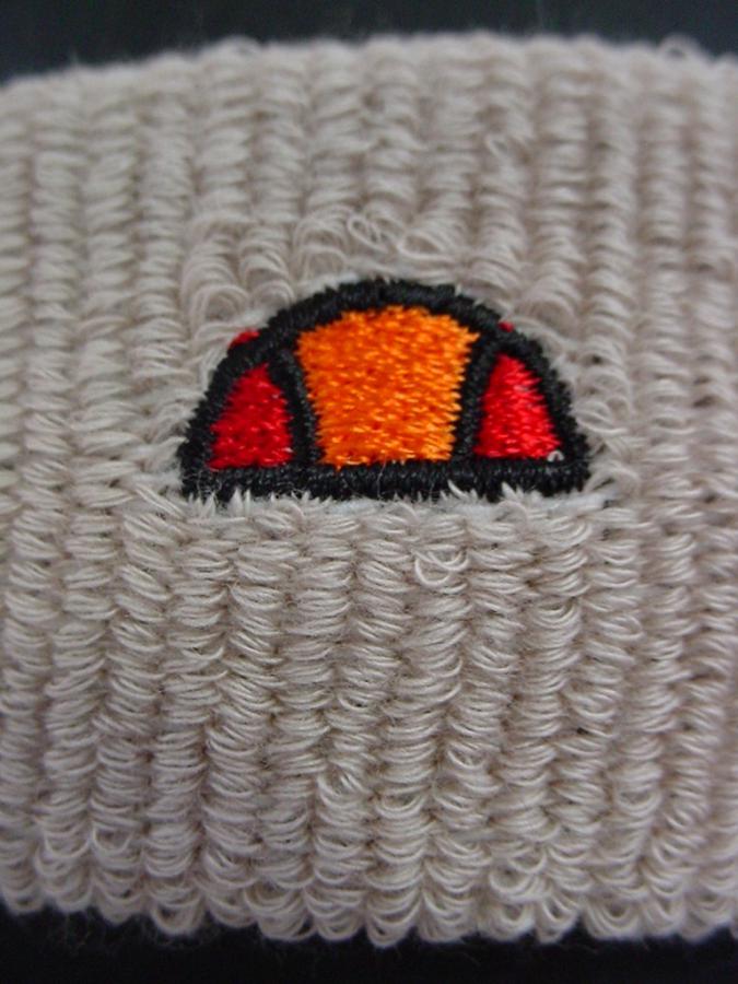 headBaNBR36a