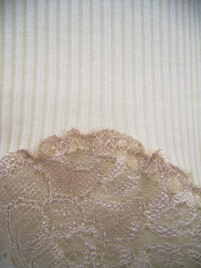 TW327a