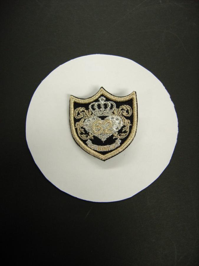 broochBG3d