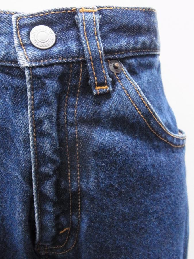 4BLU2194d
