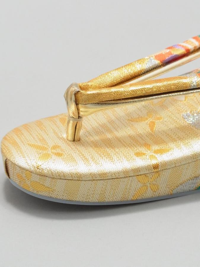 WkutuGOG15d