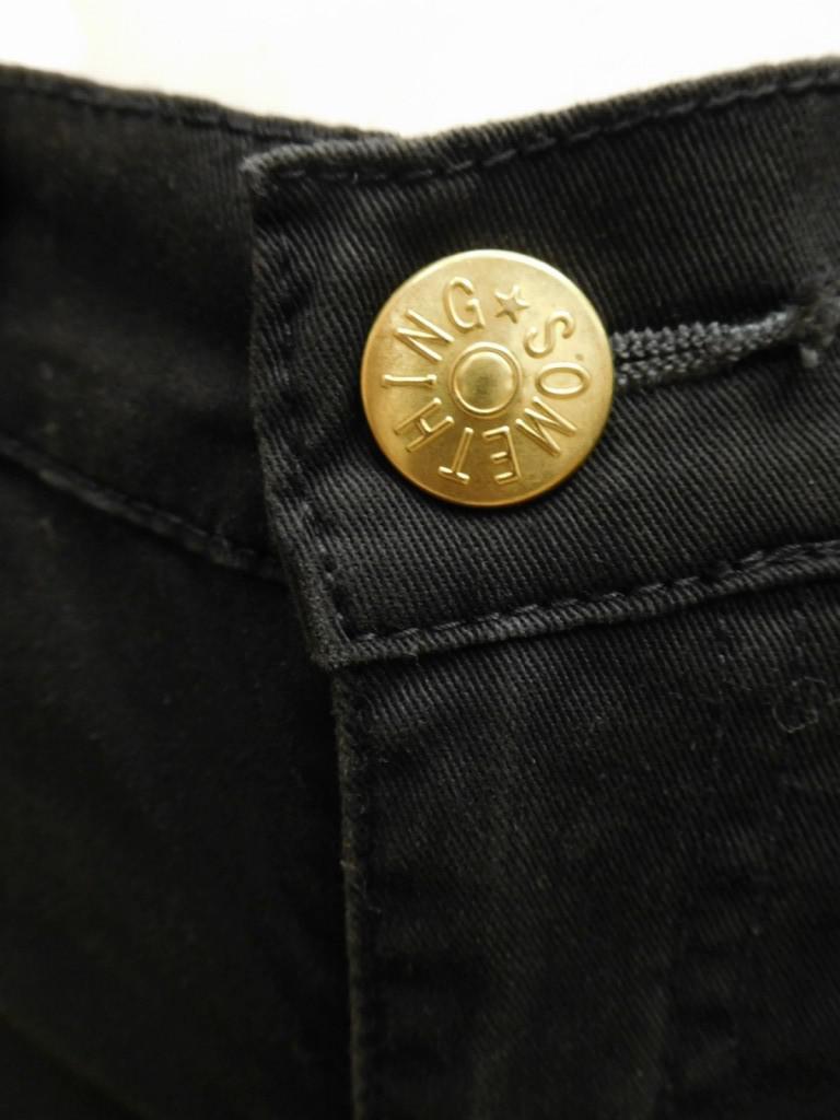4BG1879d