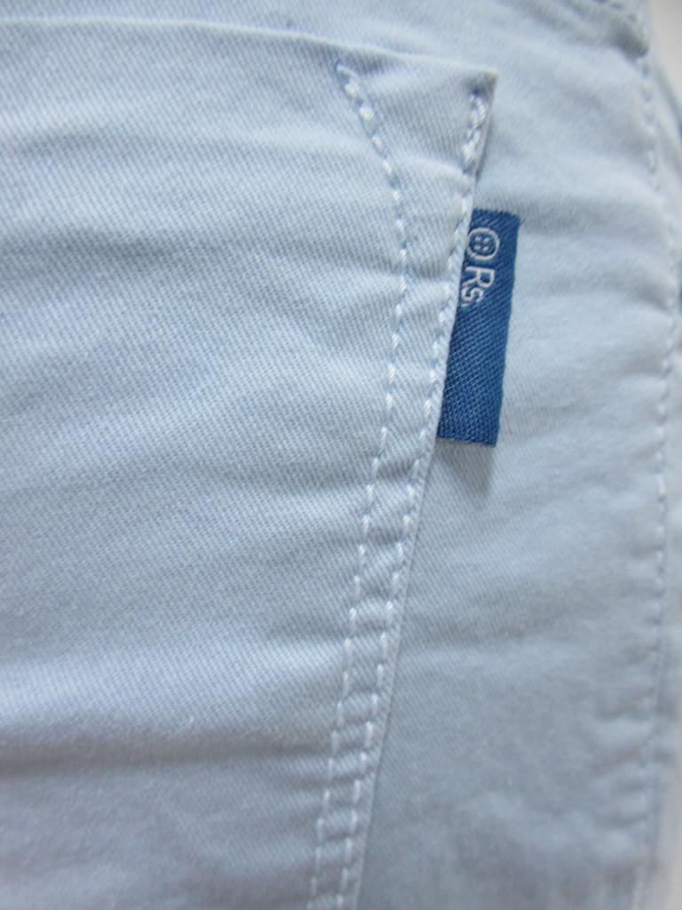 4BLU1535d