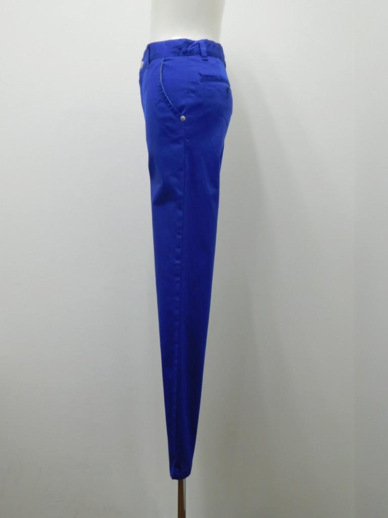 4BLU1981d