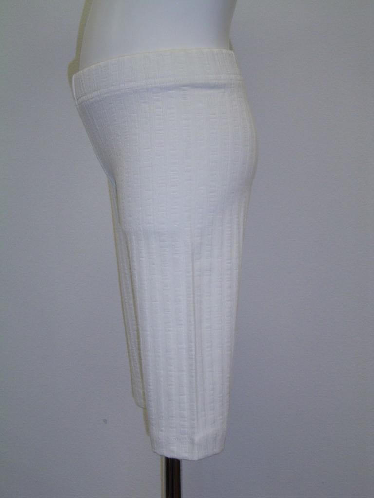 4WU138d