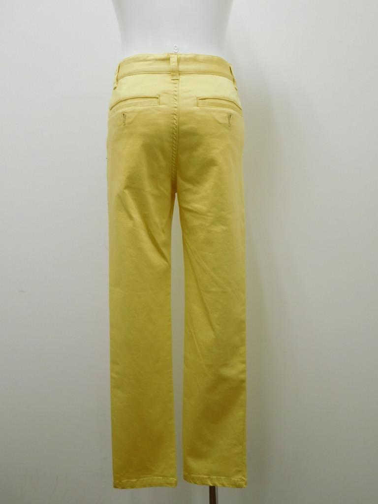 4YEU1978d