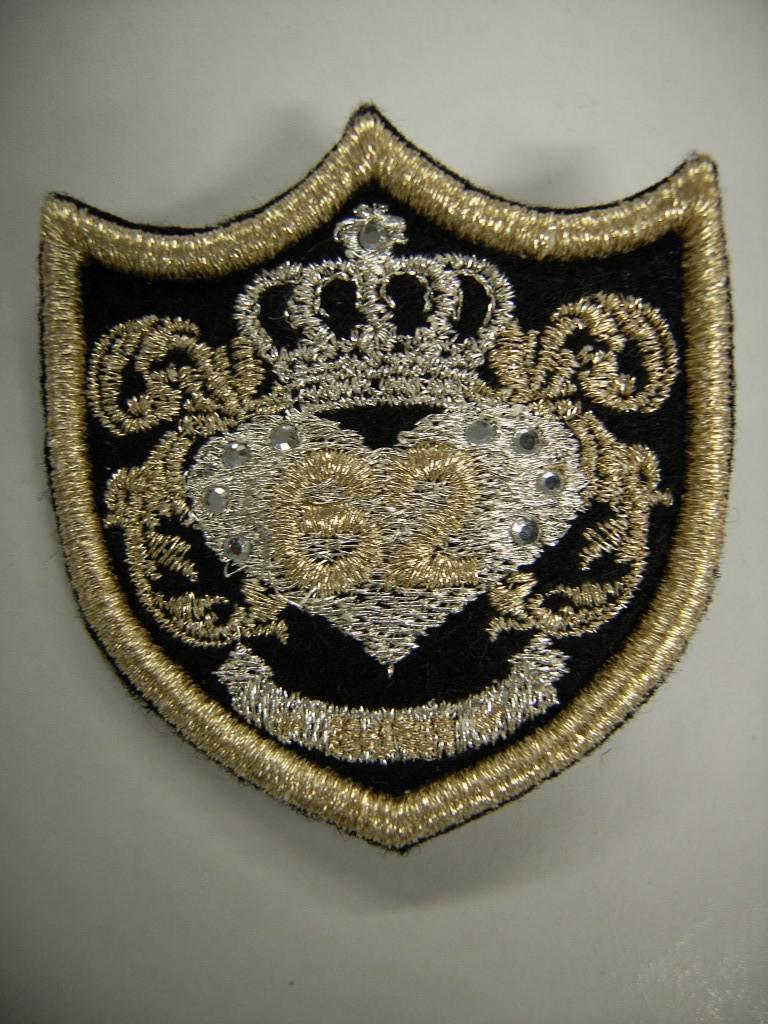 broochBG3d