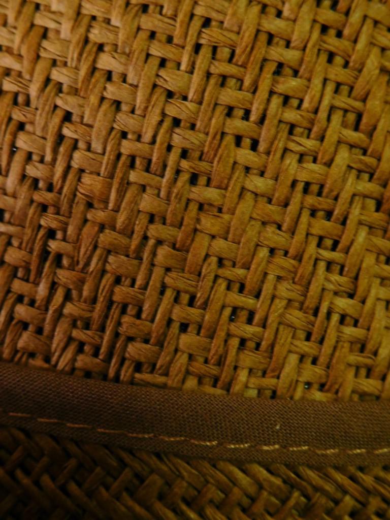hatBRU254d